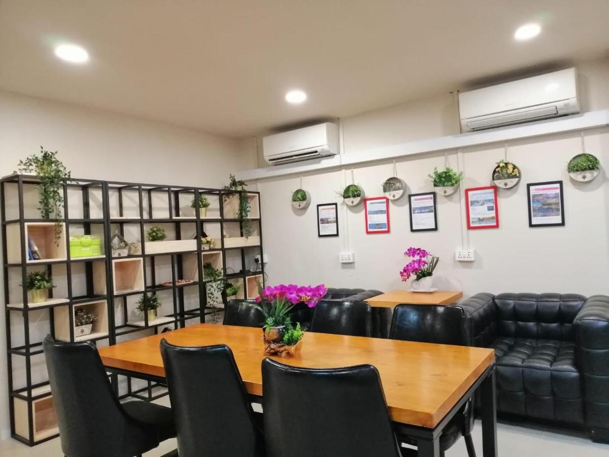 Capsulepod@Aljunied Hostel Сингапур Екстериор снимка